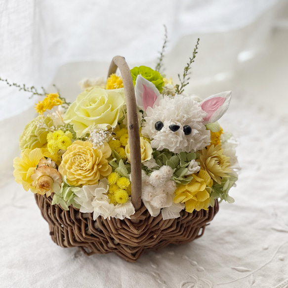 ご希望のペットとお花いっぱいの花かご Sサイズ 【受注制作】 犬 猫 母の日　プレゼント ペットのお悔やみ 母の日ギフト 1枚目の画像