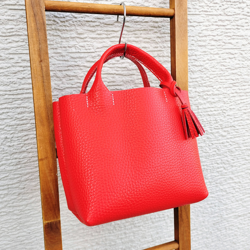 イタリアンレザー】手縫いのミニトートバッグ（コンパクト/シンプル