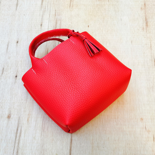 イタリアンレザー】手縫いのミニトートバッグ（コンパクト