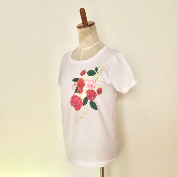 【受注生産】型染Tシャツ　6月誕生花バラ 1枚目の画像