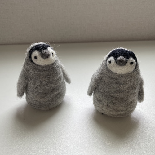 羊毛フェルト 赤ちゃんペンギンのぬいぐるみ 羊毛フェルト
