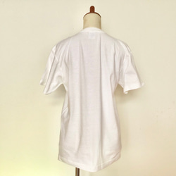 【受注生産】型染Tシャツ　10月誕生花ガーベラ 5枚目の画像