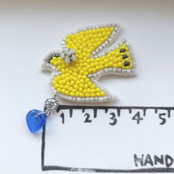 幸せの黄色い鳥*ビーズ刺繍ブローチ 8枚目の画像
