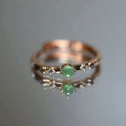 SR3-129 ミニ 氷種 明るく浅い若緑色 ミャンマー産 天然 本翡翠 リング 指輪 シンプル フリーサイズ 金属アレ 2枚目の画像