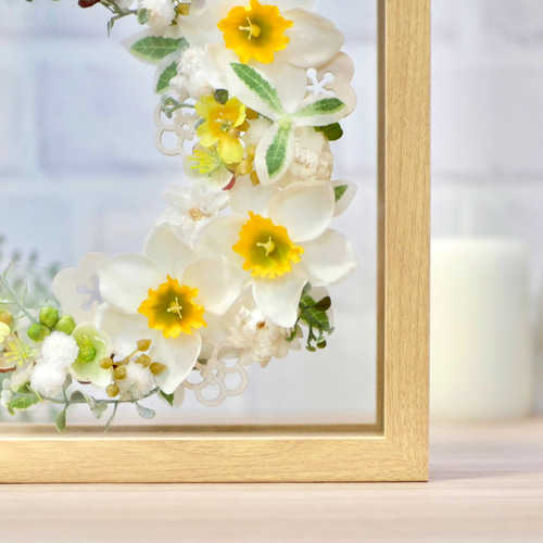 水仙の三日月型フレームアレンジメント アートフラワー nozomi 通販