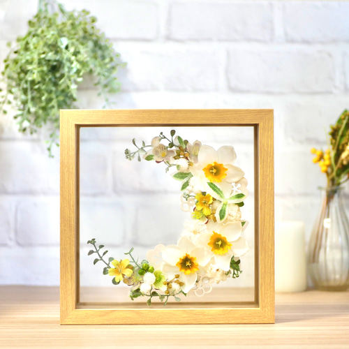 水仙の三日月型フレームアレンジメント アートフラワー nozomi 通販