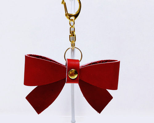 イブサンローラン ファッション SAINT LAURENT 赤 シールド型