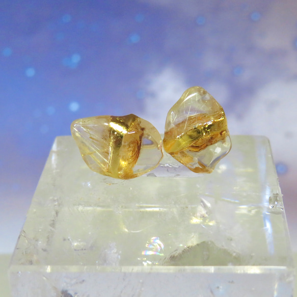 星の瞬き＊Rutile quartz × Citrine＊金継ぎピアス／SS size 3枚目の画像