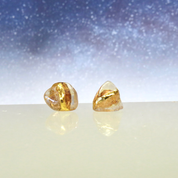 星の瞬き＊Rutile quartz × Citrine＊金継ぎピアス／SS size 4枚目の画像