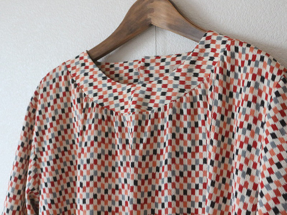 着物リメイク　五色の市松模様ヨークギャザーワンピース 15枚目の画像
