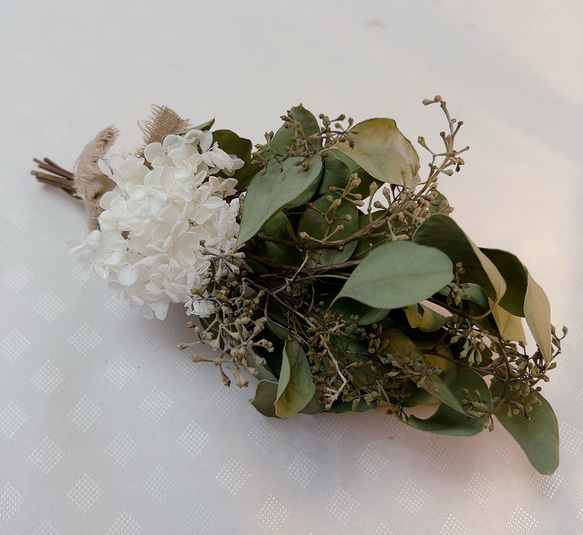 ユーカリポポラスベリー　アナベルのスワッグ　現品のみ 5枚目の画像