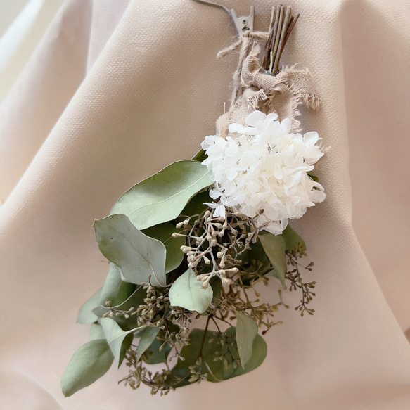 ユーカリポポラスベリー　アナベルのスワッグ　現品のみ 8枚目の画像