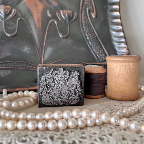 イギリス アンティーク金属製（銀製かどうかは不明）シールスタンプ アンティークシルバー刻印の見分け方