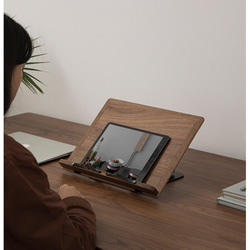 木製 IPAD PCスタンド 木製 パソコンスタンド ウォールナット 折りたたみ テーブル テレワーク 3枚目の画像