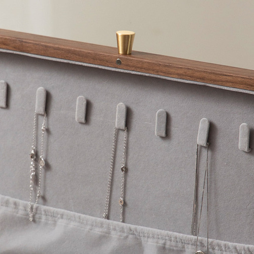 シンプルデザインの木製アクセサリー収納 イヤリング ジュエリー