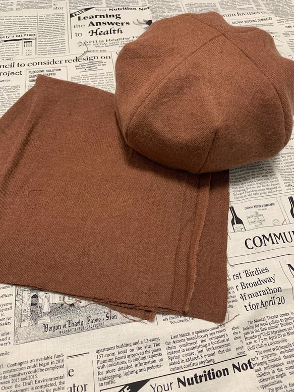2024秋冬モデル ベレー帽（レンガ） リネンウール 4枚目の画像