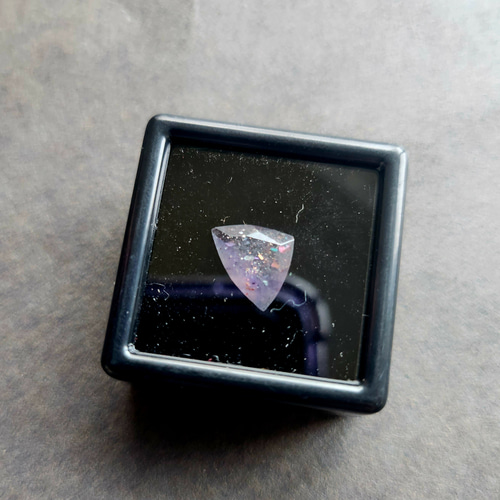 一点物】アイオライトサンストーン ルース②✩.*˚ 天然石 FIQ