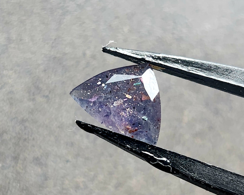 一点物】アイオライトサンストーン ルース②✩.*˚ 天然石 FIQ