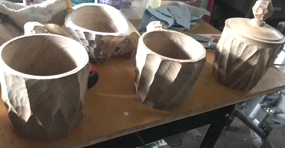 彫刻家が創るアートなマグカップ、ククサカップ蓋付き。C1 9枚目の画像