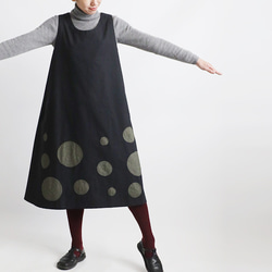 ＊ラスト１春ウララ１１２ｃｍぐるぐる刺繍パッチワーク　ワンピース　ジャンパースカート　ベビーキャンバスコットン黒B06B 5枚目の画像