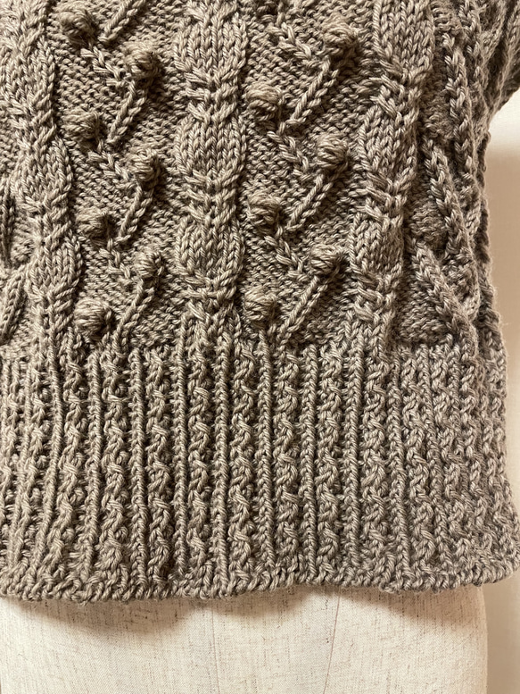 手編み　メリノウール100% アラン模様のベスト 3枚目の画像