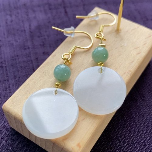 翡翠 天然石 本翡翠 翡翠ピアス ミャンマー産本翡翠 ピアス ピアス