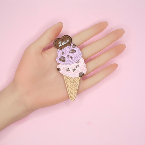 オーダー刺繍】大きいアイスクリームワッペン、選べるカラー ワッペン