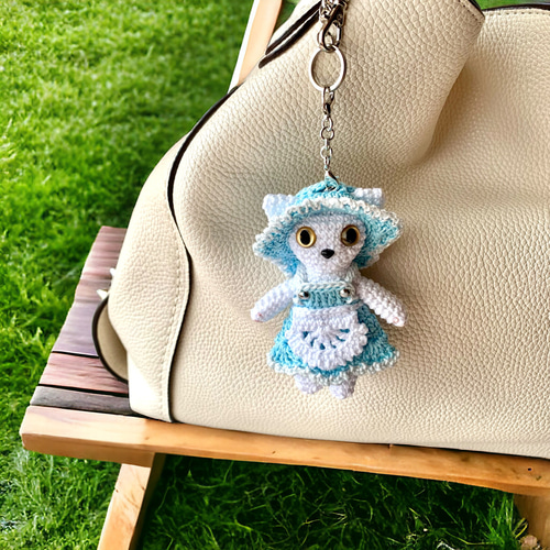 猫のぬいぐるみ エプロン付き Amazon.co.jp: ロングキャット ぬいぐるみ 抱き枕 長さ21インチ