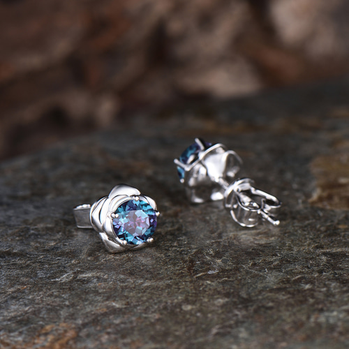 ✅️桜子✅️チューライトピアス 透かし桜とパールのピアス - Angelic Jewelry
