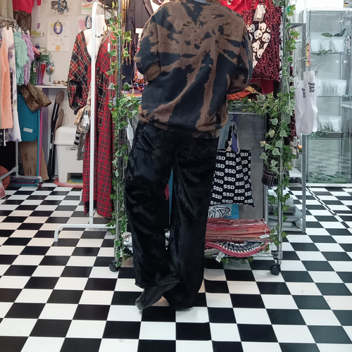 裏地付き:フェイクファーワイドパンツ:ブラック キュロット