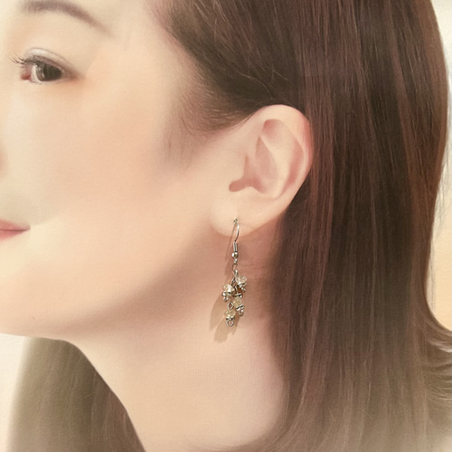 «412»◤完売致しました◢ 天然石さざれ石ルチル*耳飾り 412» ◤完売致しました◢ 天然石さざれ石ルチル*耳飾り ピアス