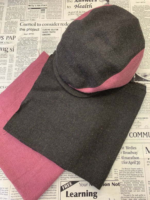 秋冬向け  ハンチング（チャコール＆ピンク） リネンウール 4枚目の画像