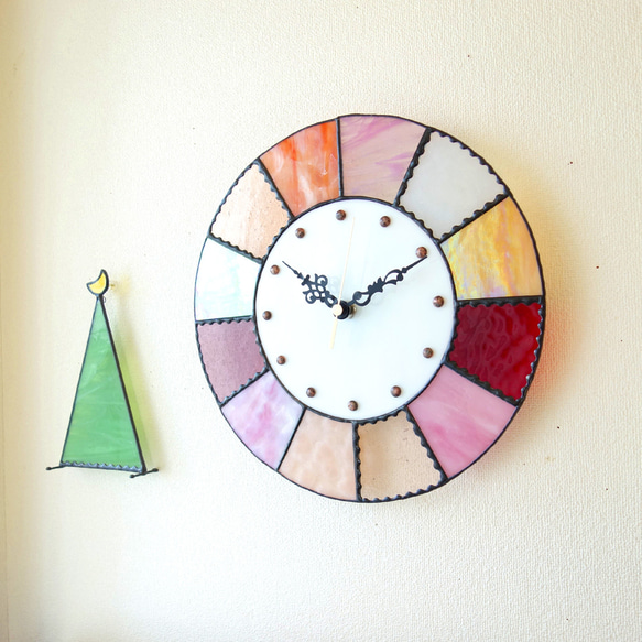 28㎝φ・ステンドグラスの時計（掛時計・置時計）クッキー＊ピンク系【新作2024】 2枚目の画像