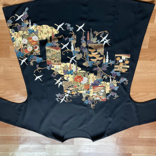 四季草花 飛鶴文様 黒留袖リメイク ワンピース ワンピース 布ふ 通販