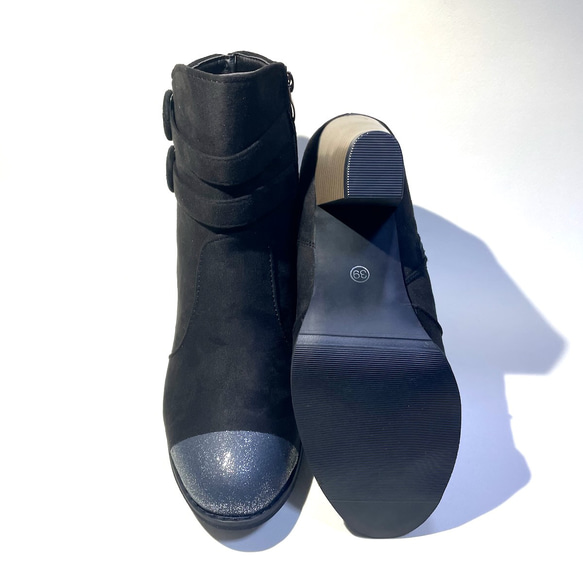 ◆兩條皮帶設計搭配可愛胡桃木扣環◆美腿雙色側拉鍊靴（黑色）22.5cm~26.0cm 第7張的照片