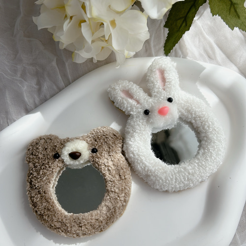 くまのミラー＊手鏡＊毛糸刺繍＊ミニミラー＊テディベア＊茶色 手鏡