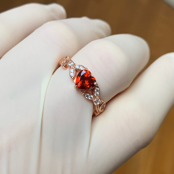 リーフがあしらわれた真っ赤なハートのリング シャム #4884 5.5×5.0mm ピンクゴールド シルバー925 指輪 5枚目の画像