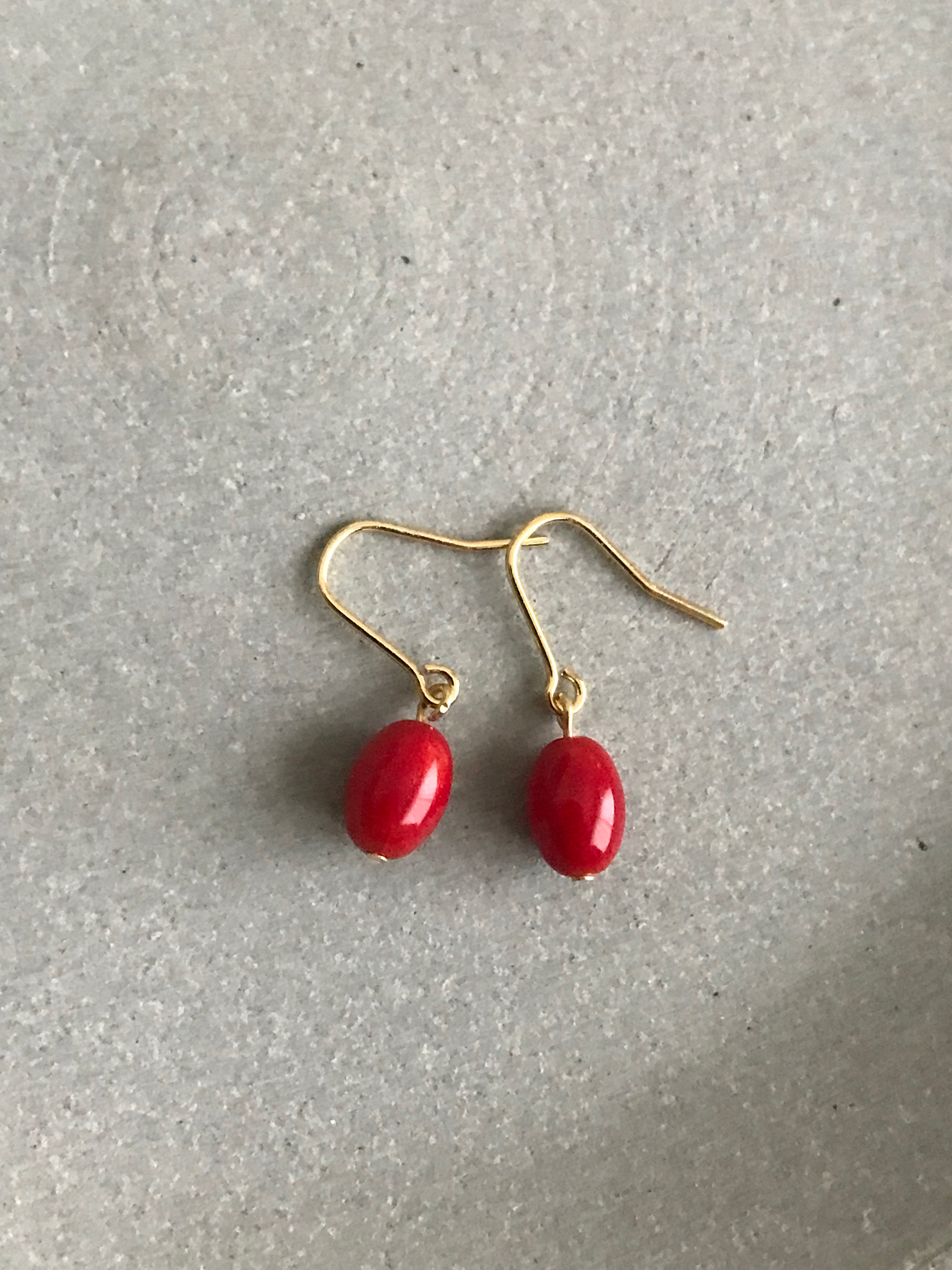 再販］小粒のライス型赤珊瑚♚ピアス/ノンホールピアス ピアス
