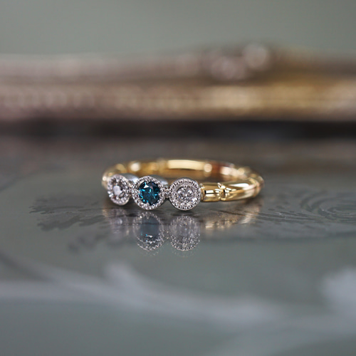 PT950×K18YGコンビ ブルーダイヤモンドリング 指輪・リング オリーブ