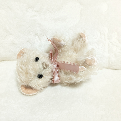 ベージュ色のくせ毛モヘアのテディベア ぬいぐるみ iro-hana