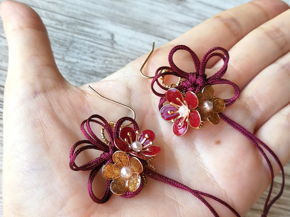 Plum blossom （梅華）pierced earring 第3張的照片