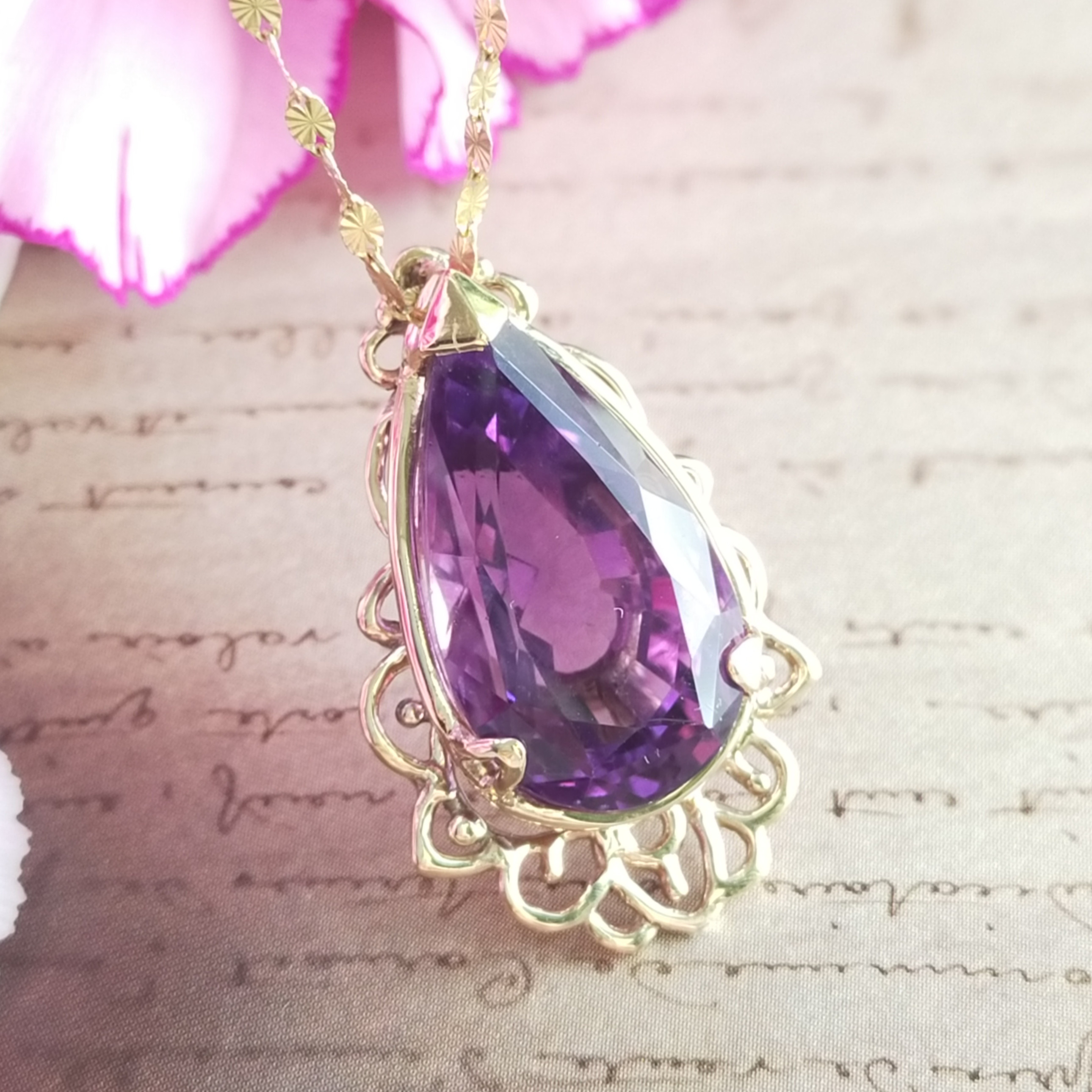 ［10YG］13.991ct 〜タイタニックのネックレストップ〜  アメジスト　アメシスト　イエローゴールド　　10金