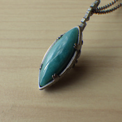 2025.7.25家守ヤモリ葉っぱ隠し　内モンゴル翡翠 2025.7.25家守ヤモリ葉っぱ隠し 内モンゴル翡翠 ネックレス