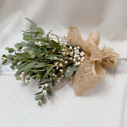 受注販売］ユーカリ・ナンキンハゼ・かすみ草のナチュラル