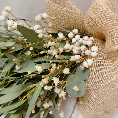 受注販売］ユーカリ・ナンキンハゼ・かすみ草のナチュラルスワッグ ①