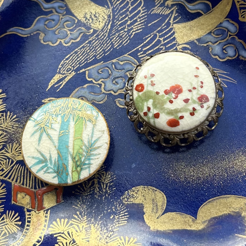 アンティーク薩摩ボタンの清々しい竹の帯留め「凛々と・・・」 帯留め