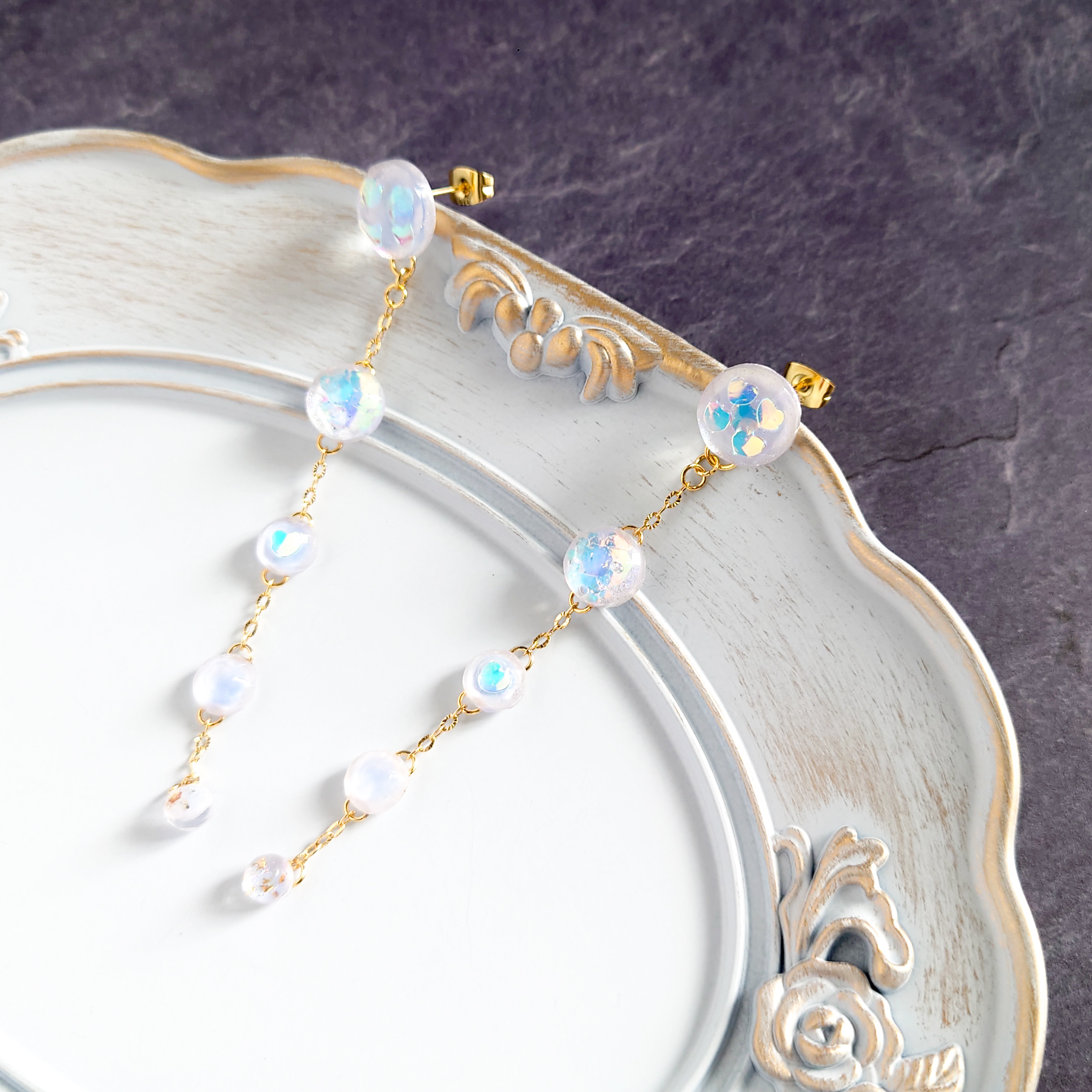 ふんわりチーク　ハートブルー　ロングピアス