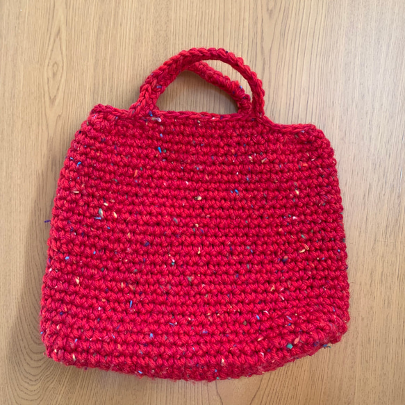 エベレストブッチャー様オーダー　手編みの赤いバッグ 3枚目の画像