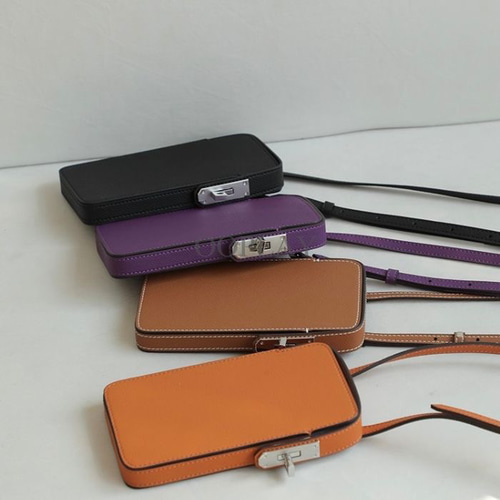 高品質★天然牛革 カード収納付き スマホショルダーバッグ4色 ◇牛革◇スマホケースバッグ カード収納 ショルダーバッグ お