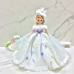 雪の結晶ドレス〜リカちゃん用2way着せ替えドレス　つけ襟　パニエ付き 1枚目の画像